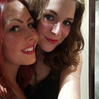 Laura Howarth Photo 34