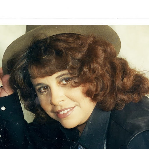Debbie Zavala Photo 10