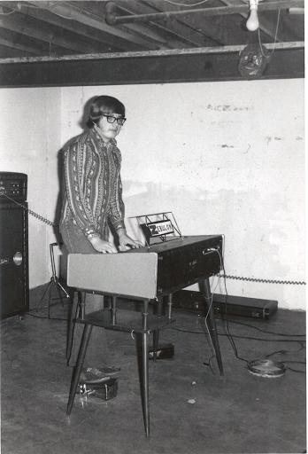 Dennis Harrison Photo 33