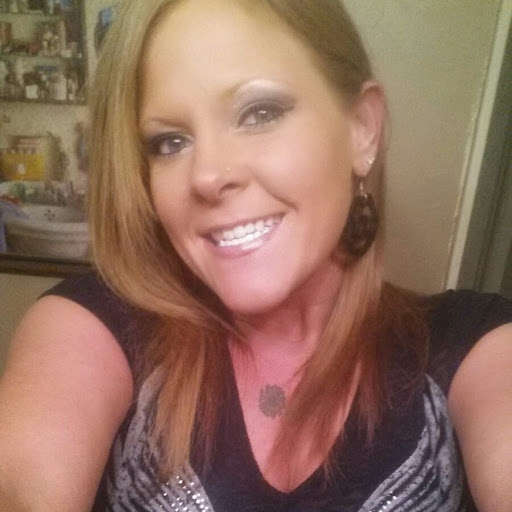 Lisa Reece Photo 16