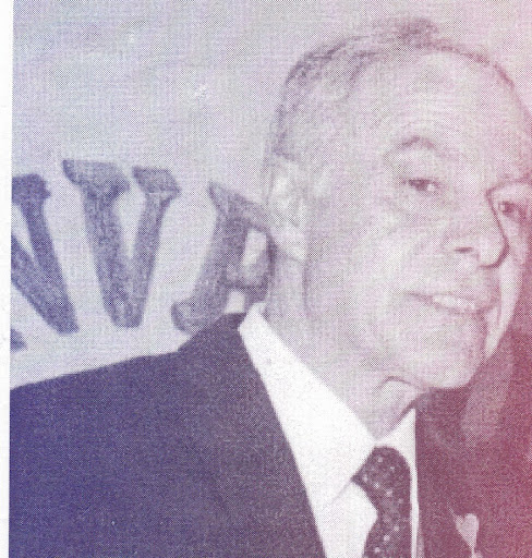 Gerardo Molina Photo 13