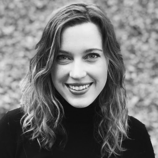 Julia Long Photo 22