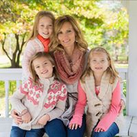 Amy Simon Photo 11