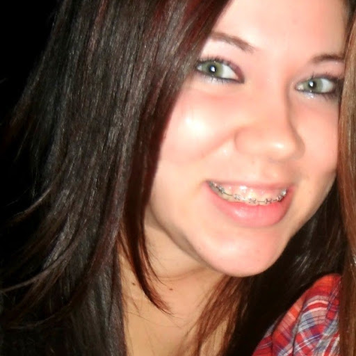 Lauren Brock Photo 18