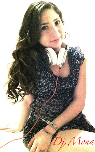 Emily Martinez Photo 9
