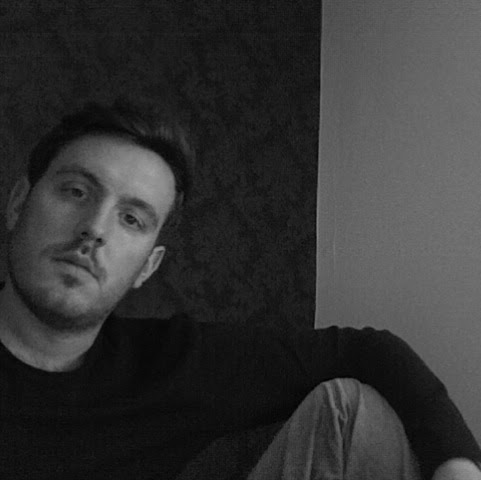 Jonathan Moody Photo 28