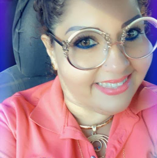 Lydia Maldonado Photo 42