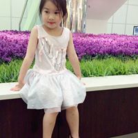 Amy Lo Photo 24