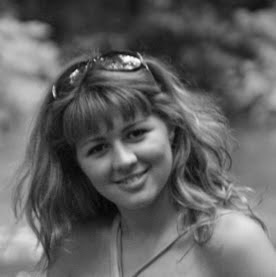 Becky Anderson Photo 35