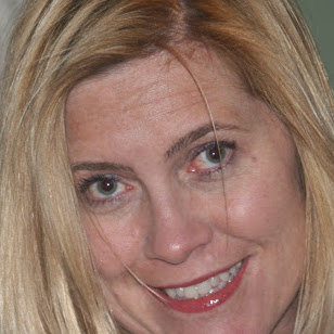 Nancy Simons Photo 34