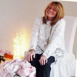 Michelle Fairbanks Photo 4