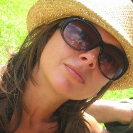Sarah Burrows Photo 23
