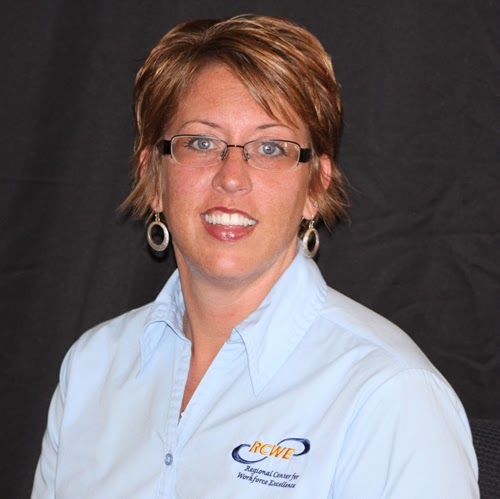 Amy Jewell Photo 29