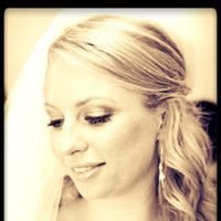 Danielle Farr Photo 22