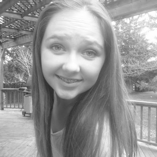 Julia Drake Photo 16