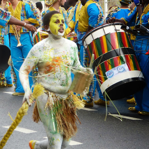 Bernard Lucas Photo 35