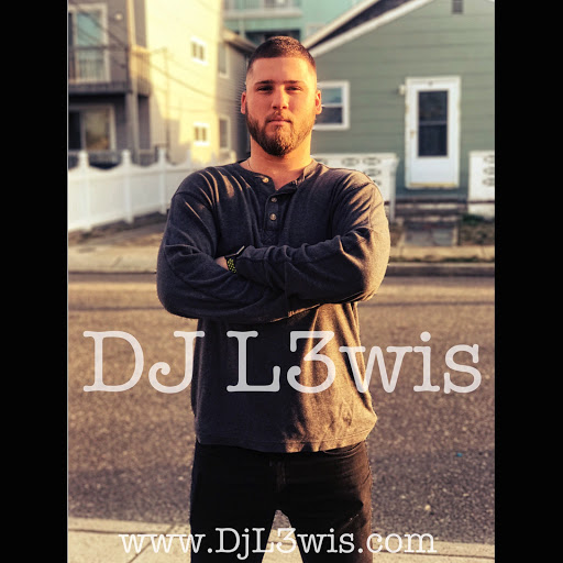 Larry Lewis Photo 22