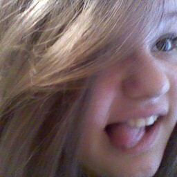 Alexandria Stanton Photo 5