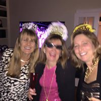 Mary Leach Photo 41