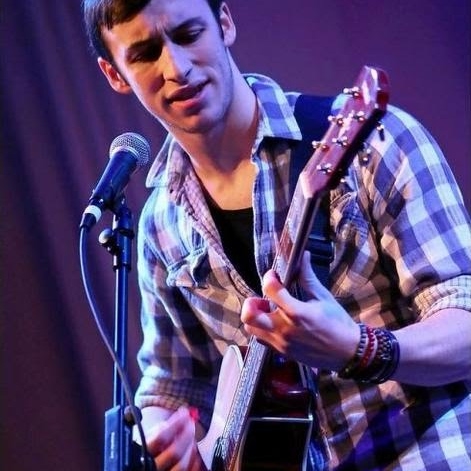 Robbie Hall Photo 12