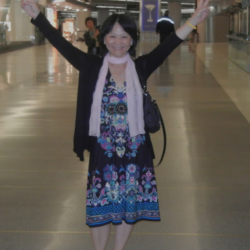 Rose Trinh Photo 4
