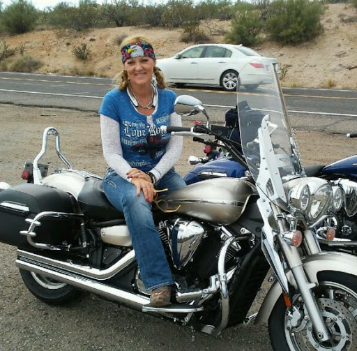 Debbie Hansen Photo 26