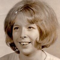Val Chapman Photo 31