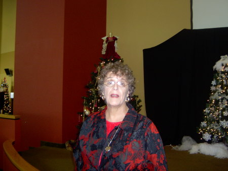 Martha Wood Photo 23
