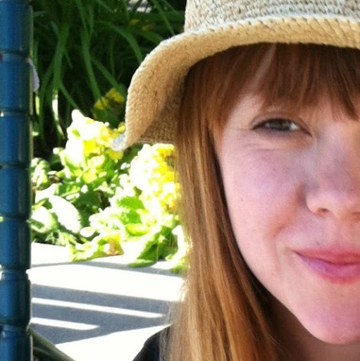 Elizabeth Ball Photo 11