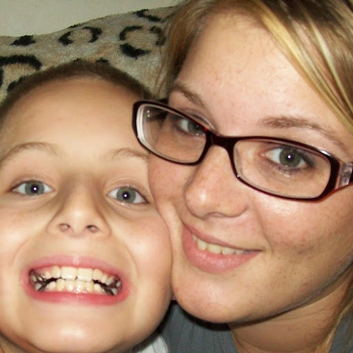 Heather Lantz Photo 33
