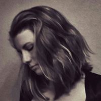 Sarah Winkler Photo 29