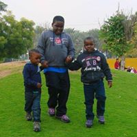 Gloria Solomon Photo 23