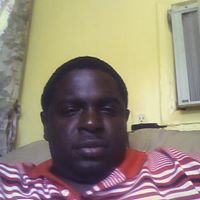 Julian Mills Photo 36
