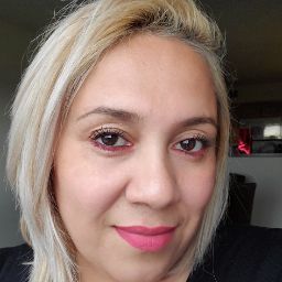 Elizabeth Cuellar Photo 43