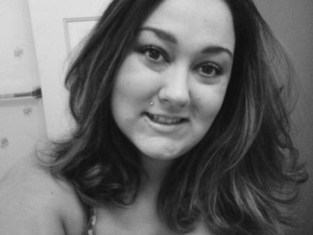 Kimberly Skinner Photo 18