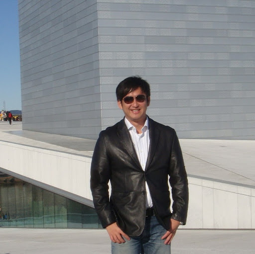 Johnny Chen Photo 25