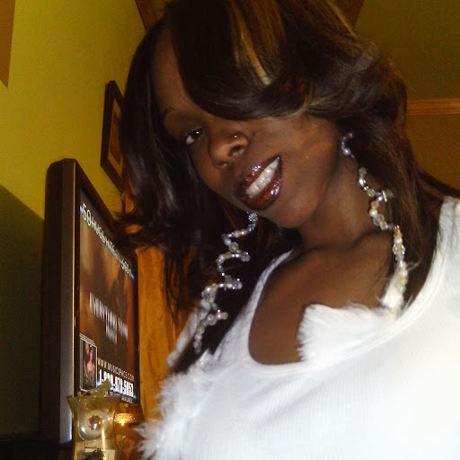 Bernadette Johnson Photo 19