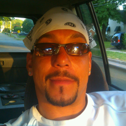 Ramon Quinones Photo 33