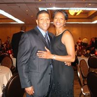 Kelly Bonds Photo 18