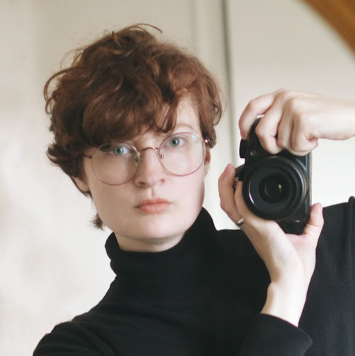 Anna Franklin Photo 15