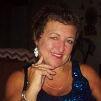 Elizabeth Pence Photo 21