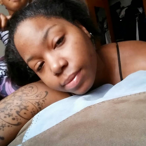 Neshelle Howell Photo 5