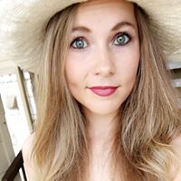 Victoria Atkinson Photo 28