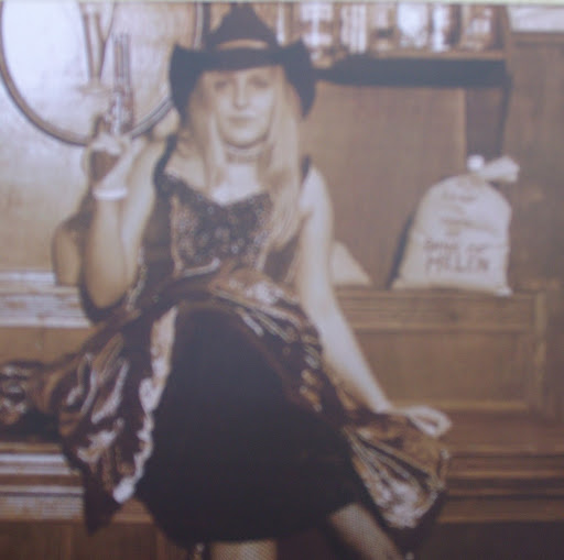 Victoria Roberson Photo 35