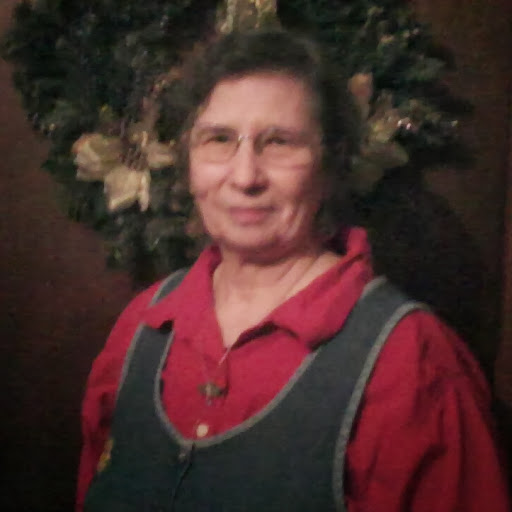 Linda Garrett Photo 24