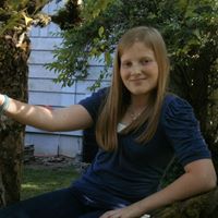 Anna Button Photo 17