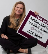 Linda Green Photo 8