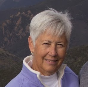 Linda Hobbs Photo 31