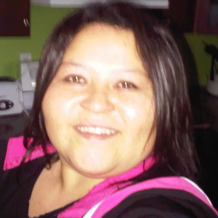 Lisa Beattie Photo 17