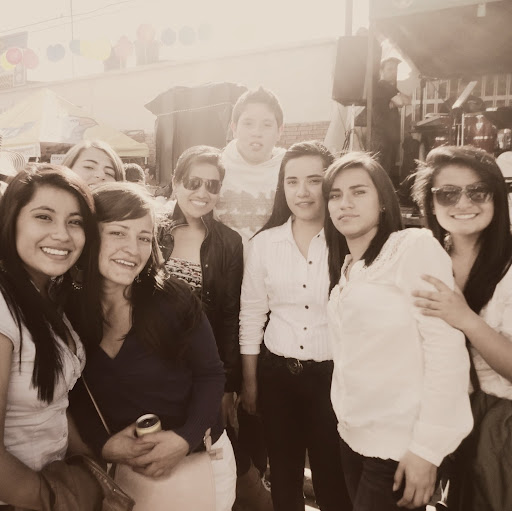 Catherine Ruiz Photo 20